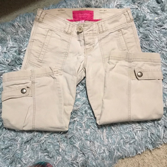 Abercrombie Stretch Khaki Capris - Picture 1 of 4